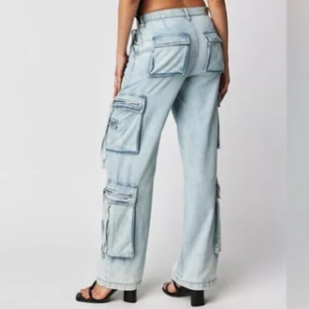 BLANK NYC Franklin Rib Cage Oversized Cargo Pockets Relaxed Jeans--NWT--28 - Picture 6 of 12